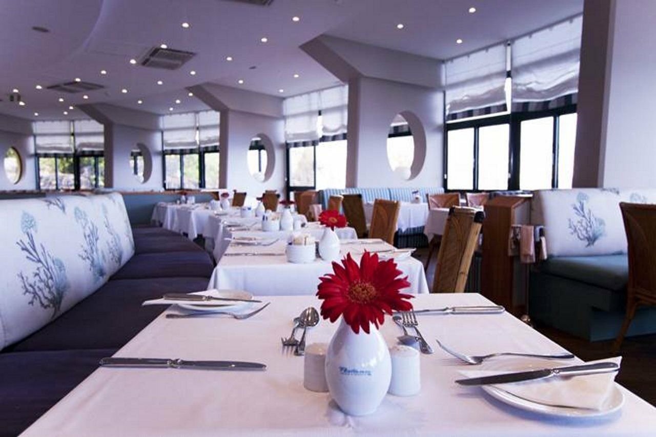 Pestana Lido Madeira Ocean Hotel 5*